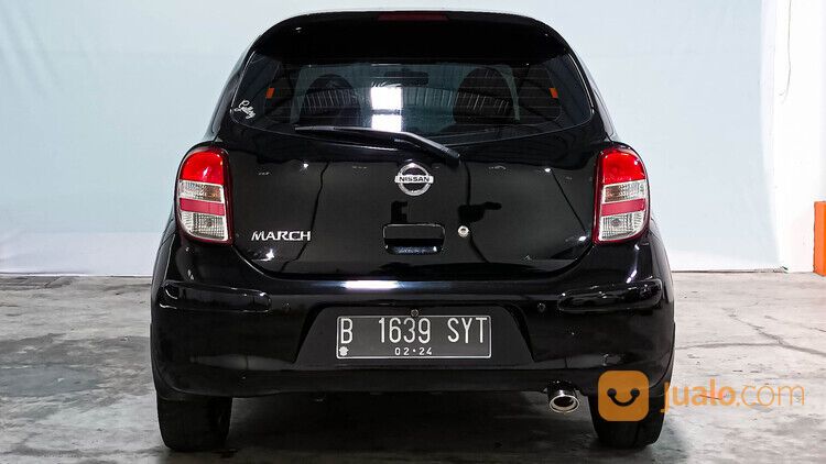 Nissan March 1.2L MT 2013 Hitam