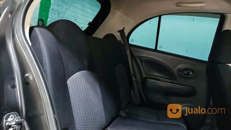 Nissan March 1.2L MT 2013 Hitam