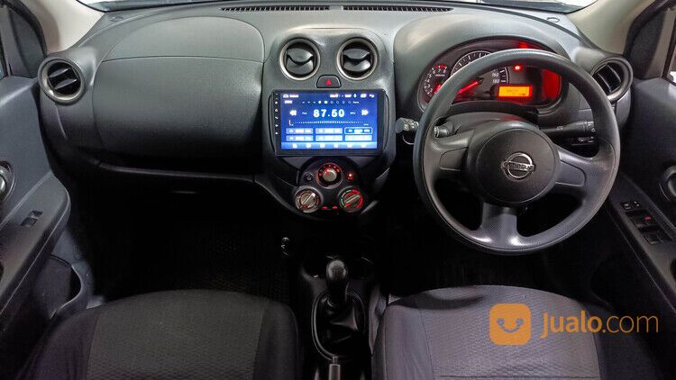 Nissan March 1.2L MT 2013 Hitam