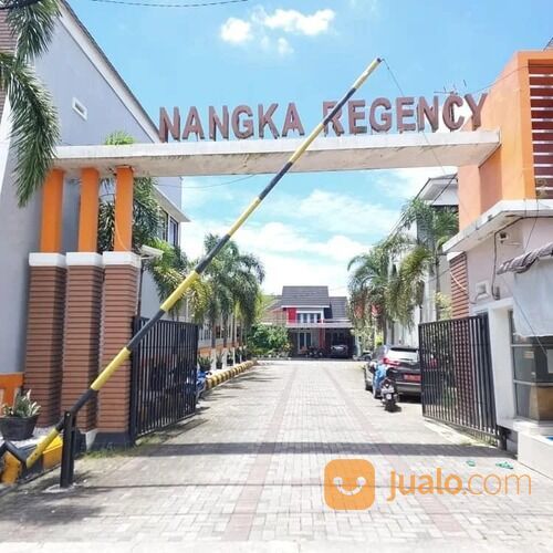 Rumah Mewah Lokasi Strategis 2 Lantai di Jl.Nangka Pekanbaru