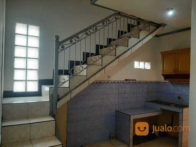 Rumah bangunan baru renovasi 2lantai di komplek GBI