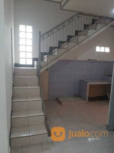 Rumah bangunan baru renovasi 2lantai di komplek GBI