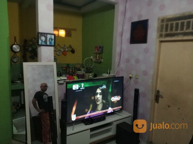 Rumah Hook 5 menit Belakang KUTET UI 10 menit Tol Kukusan Depok