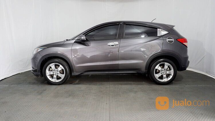 Honda HRV 1.5 E AT 2017 Abu-Abu