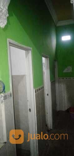 Rumah Kost dekat kampus UB dan UNP Kediri. Akses jalan ke bandara Kediri.