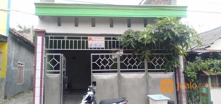 Rumah Kost dekat kampus UB dan UNP Kediri. Akses jalan ke bandara Kediri.