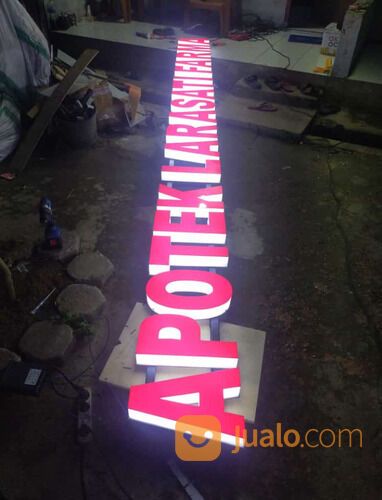 Jasa Pembuatan Huruf Timbul