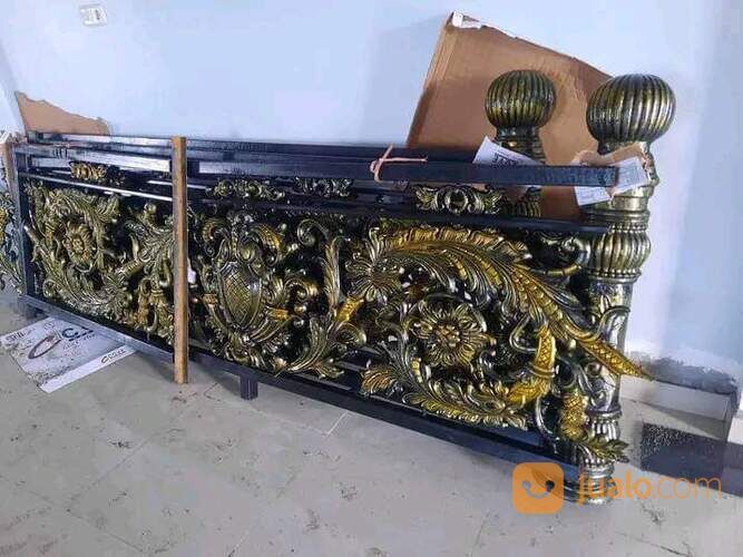 Pintu pagar klasik alverom