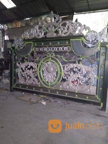 Pintu pagar klasik alverom