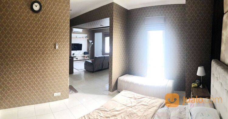 Rumah di De Latinos BSD City Dekat Stasiun Rawa Buntu, Pasar Modern BSD City