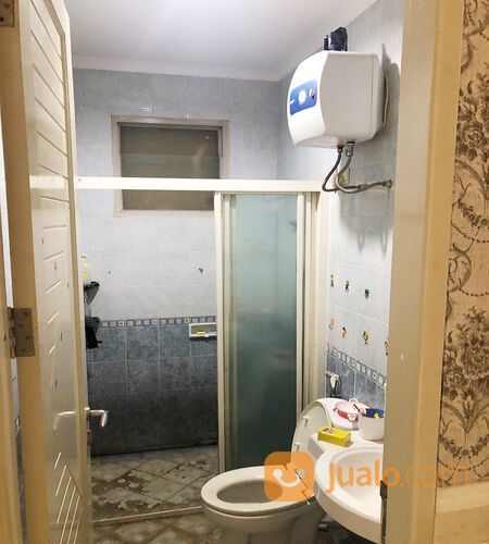 Rumah di De Latinos BSD City Dekat Stasiun Rawa Buntu, Pasar Modern BSD City