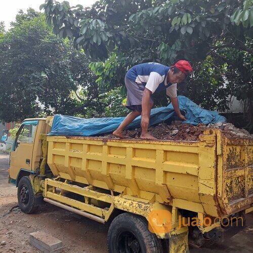 Jasa buang puing damtruk