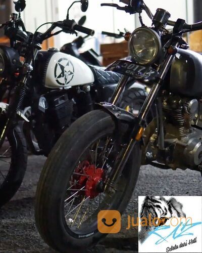 Motor CB 100 Tahun 1978 Silver Gagah