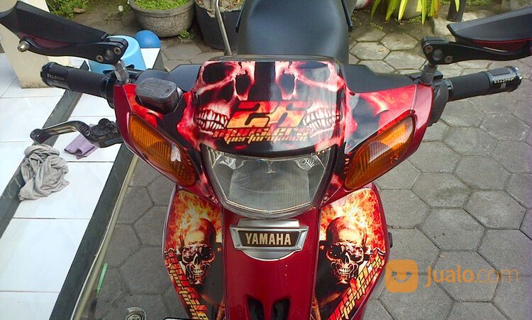 Pusat Cetak Stiker Striping Motor Sticker Cutting Branding mobil truck ambulance Solo