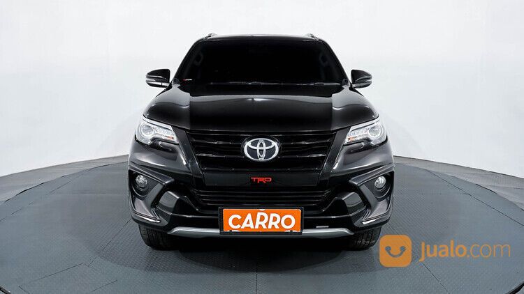 Toyota Fortuner 2.4 VRZ TRD AT 2018 Hitam