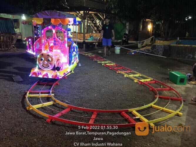 odong odong kereta anak anak pasar malam