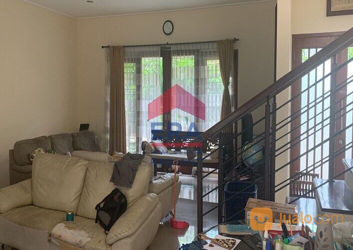 Rumah di Villa Graha Hijau, Pondok Ranji dengan Fasilitas Club House