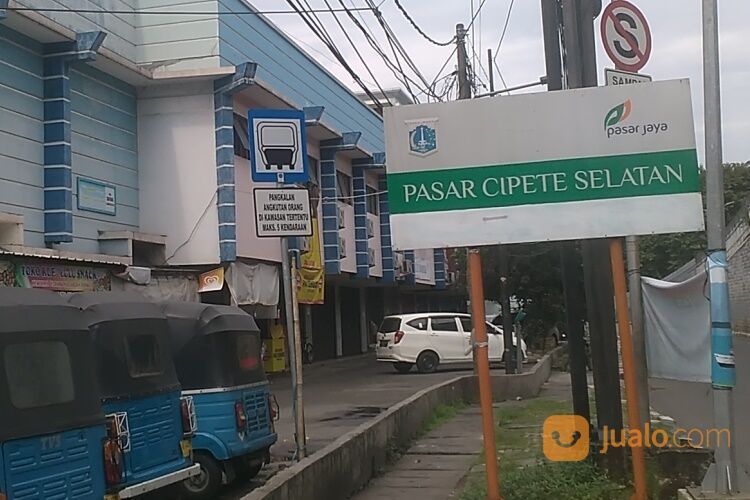 RUKO DI PASAR CIPETE SELATAN LOKASI BAGUS DAN STRATEGIS