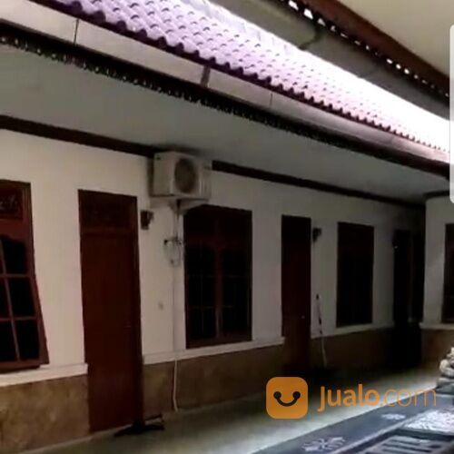 Kos-Kosan 14 Kamar + Kmr mndi, 2 Lantai, Jl. Dewi Sri - Kresna Legian Seminyak Kuta