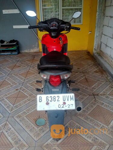 motor Honda Revo 2012