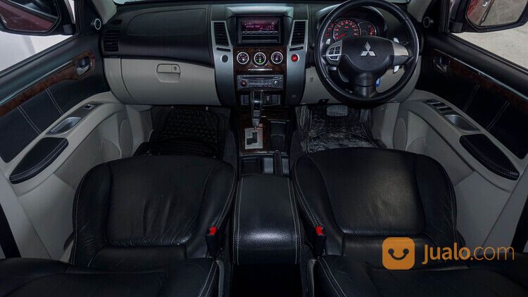 Mitsubishi Pajero Sport 2.5 Dakar 4x2 AT 2012 Merah