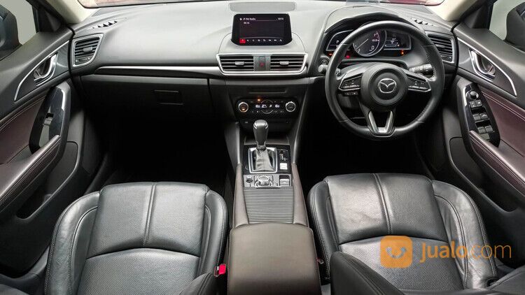 Mazda 3 Hatchback AT 2019 Merah