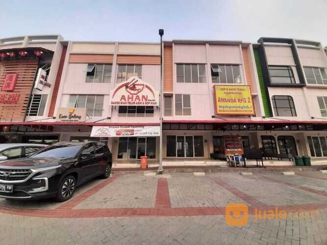 Ruko Sorrento Hadap Jalan Raya Gading Serpong