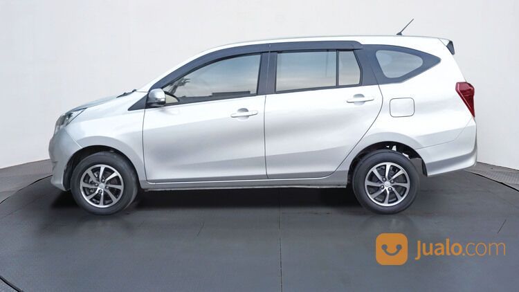 Daihatsu Sigra R MT 2019 Silver
