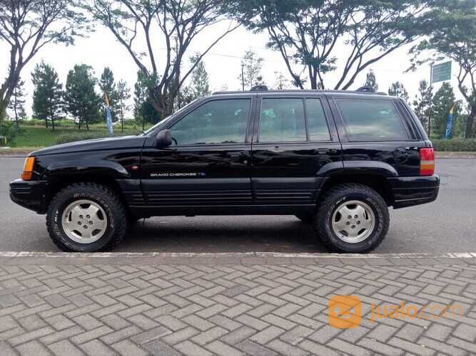 Jeep Grand Cherokee tsi CBU 1999 Mobil Langka