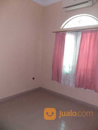 Rumah Di Kampung Ambon Kayu Putih Jakarta Timur