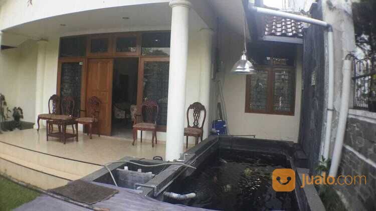 RUMAH DISAYAP RIAU BANGUNAN KLASIK DI TENGAH BANDUNG KOTA