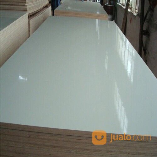 TRIMIN ( TRIPLEK + MELAMIN ) 4FT X 8 FT SINGLE FACE - 6 mm