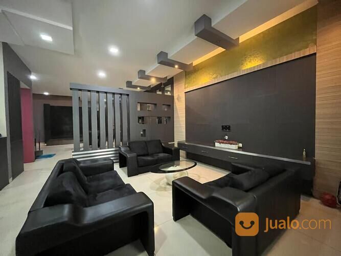 Rumah Komplek Cemara Asri Medan