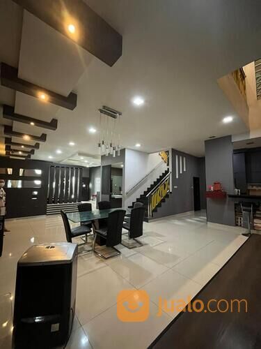 Rumah Komplek Cemara Asri Medan