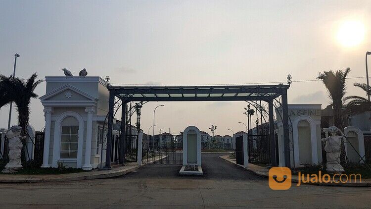 Rumah 2 lantai type 2KT luas 90m2 6x15 Cluster La Seine JGC Jakarta Garden City