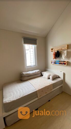 RUMAH RAPIH TERAWAT DI CLUSTER IMAJIHAUS BSD CITY SEMI FURNISH