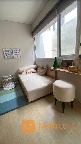 RUMAH RAPIH TERAWAT DI CLUSTER IMAJIHAUS BSD CITY SEMI FURNISH