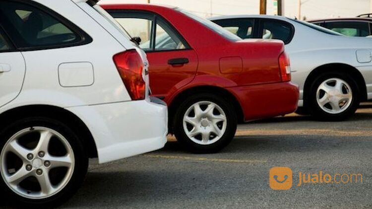 Rental mobil innova reborn jakarta murah lepas kunci