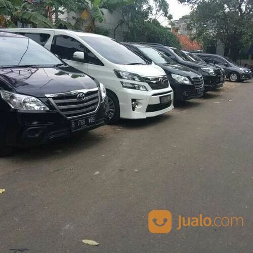 Rental mobil innova reborn jakarta murah lepas kunci