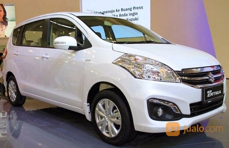 Rental mobil innova reborn jakarta murah lepas kunci