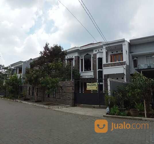 Rumah Komplek Pondok Hijau