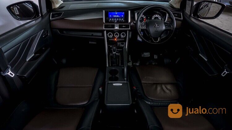 Mitsubishi Xpander Cross Premium AT 2021 Hitam