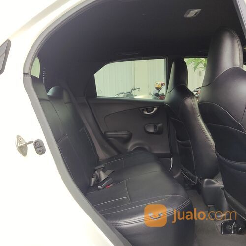 Honda Brio RS CVT(automatic) 2017 asli bali surat lengkap