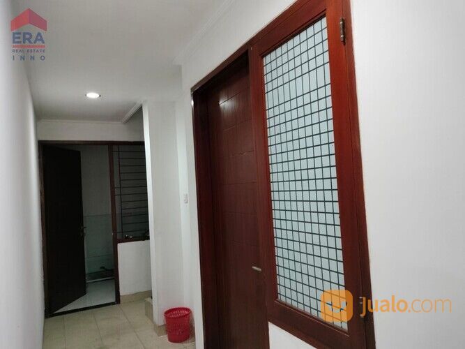 Rumah 4 Lantai Siap Huni Puri Syailendra Lemah Nendeut Bandung