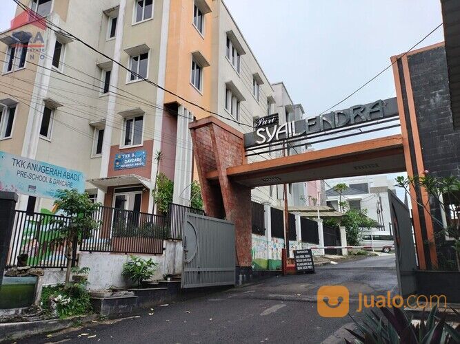 Rumah 4 Lantai Siap Huni Puri Syailendra Lemah Nendeut Bandung