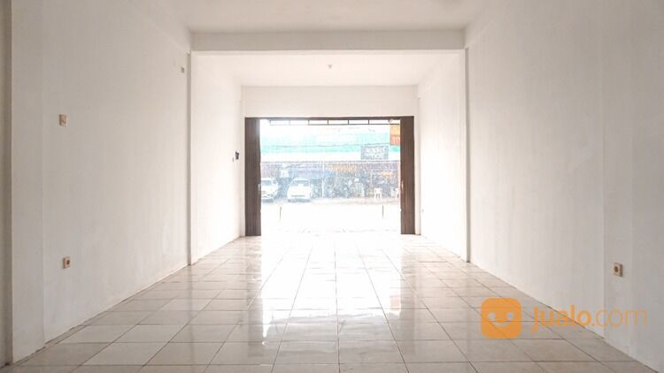 Ruko Baru 2 Lantai Lokasi Pinggir Jalan Utama Sukahati Cibinong Bogor