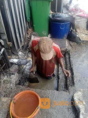 Jasa Tukang Bersihin Got Mampet Banyak Lumpur Lemak Restoran Cafe