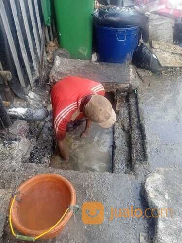 Jasa Tukang Bersihin Got Mampet Banyak Lumpur Lemak Restoran Cafe