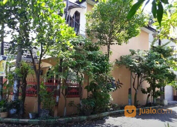 Rumah Pojok Murah di Griya Kebraon Utara Kota Surabaya