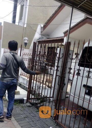 Agen koran jasa sisip brosur dan sebar brosur hand to hand